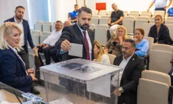 MEZİTLİ'DE BAŞKAN VEKİLİ BELLİ OLDU: CHP'Lİ TURGUT SELAĞZI SEÇİLDİ