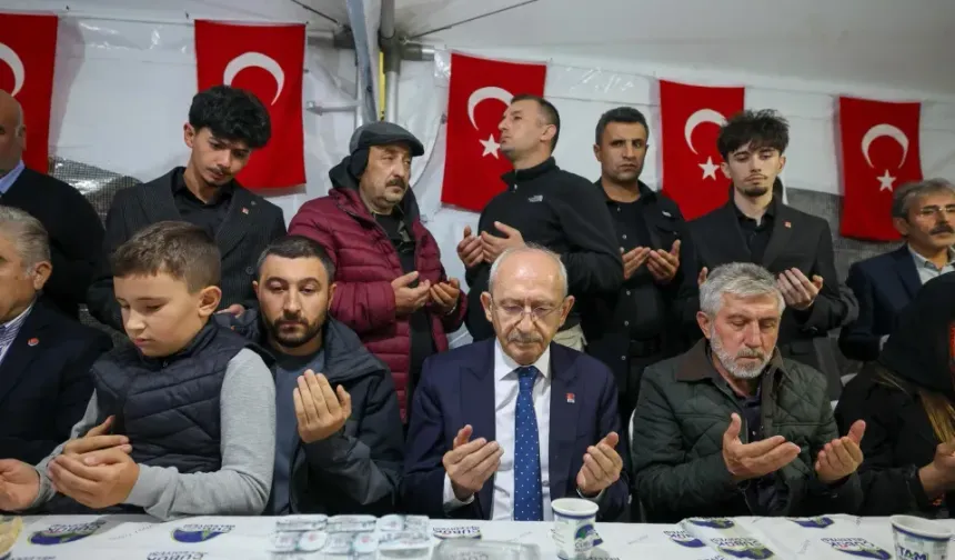 KILIÇDAROĞLU'NDAN ŞEHİT POLİS AHMET TÜRKOĞLU'NUN AİLESİNE TAZİYE ZİYARETİ