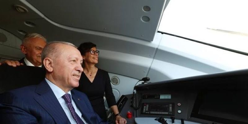 EDİRNE'DE HIZLI TREN HEYECANI